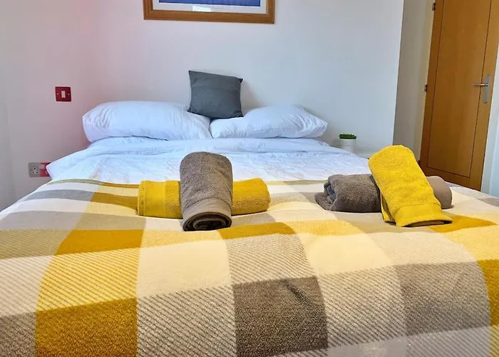 Two Bedroom Apartment In Central Bournemouth
